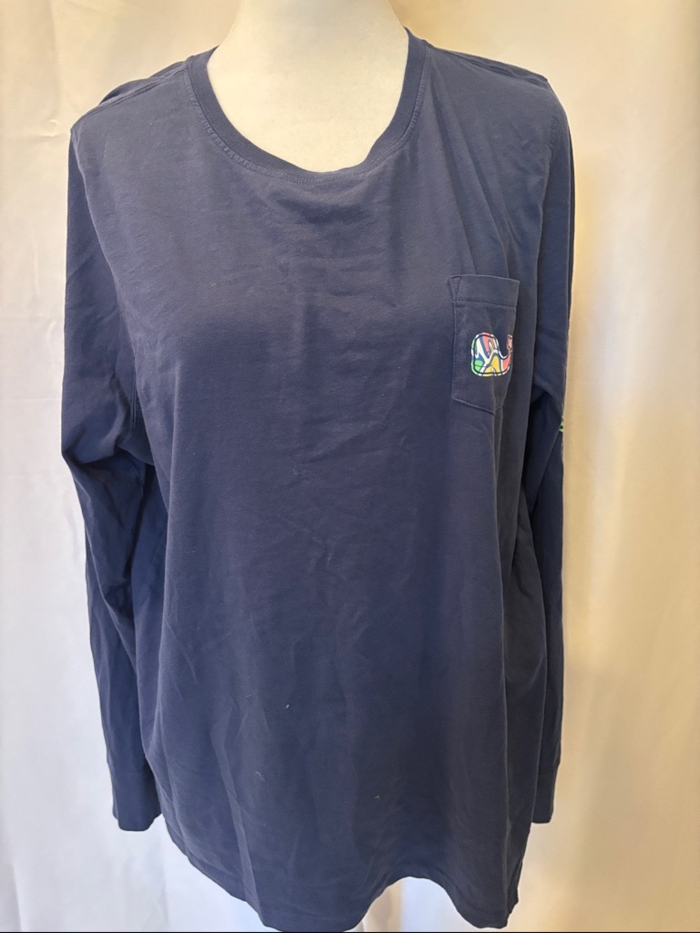 Vineyard Vines Navy Camp Lot Crewneck Tee with Subtle Logo - size XL